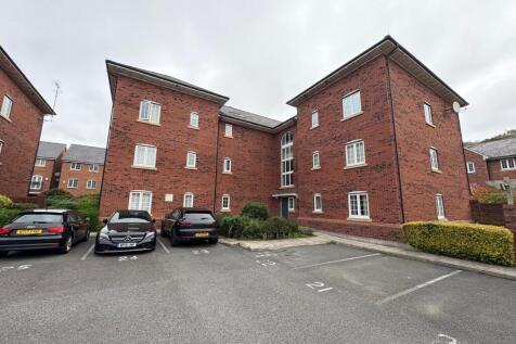 Fletcher Court, Radcliffe 2 bed apartment for sale