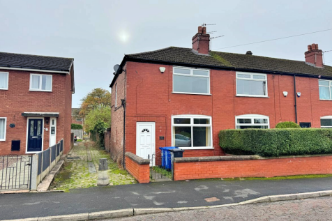 Leamington Road, Reddish 2 bed terraced house for sale