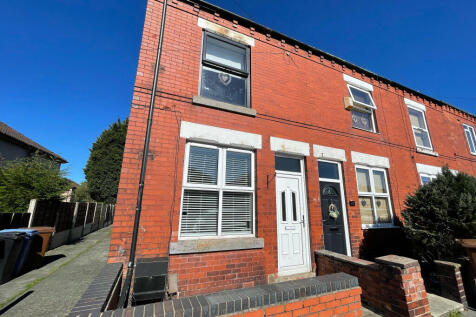 Vernon Road, Bredbury 2 bed terraced house for sale