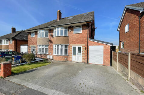 4 bedroom semi-detached house for sale