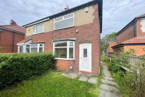 Highfield Park Road, Bredbury 2 bed semi