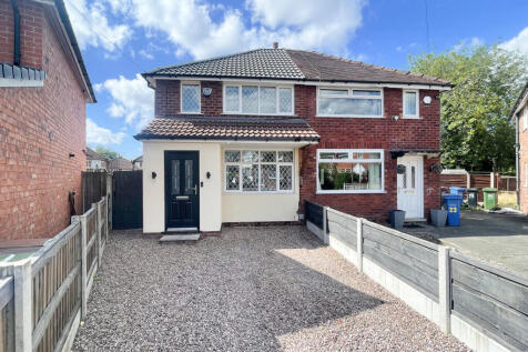 2 bedroom semi-detached house for sale