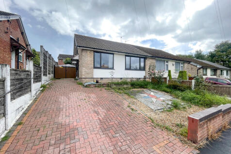 2 bedroom semi-detached bungalow for sale