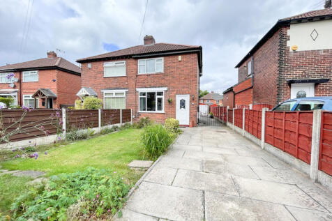 2 bedroom semi-detached house for sale