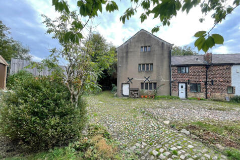 Manor Farm Cottage,  Hall Lane... 4 bed semi