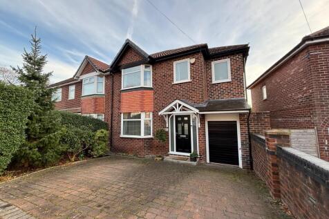 4 bedroom semi-detached house for sale