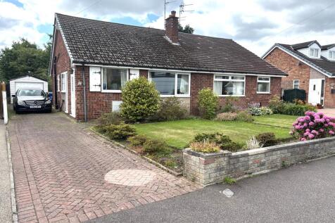 Caernarvon Drive, Hazel Grove 3 bed semi