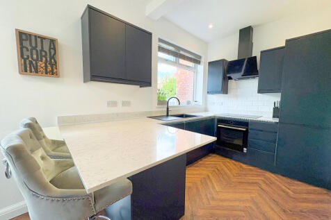 Congham Road, Edgeley 3 bed detached house for sale
