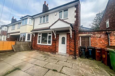 Astbury Crescent, Bridge Hall 3 bed semi