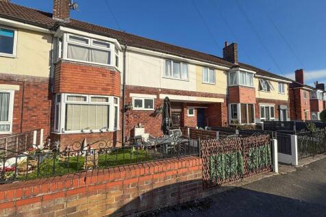 Wrenbury Crescent, Adswood 4 bed terraced house for sale