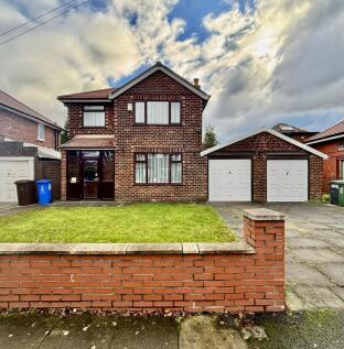 Delamere Road, Denton 3 bed detached house for sale