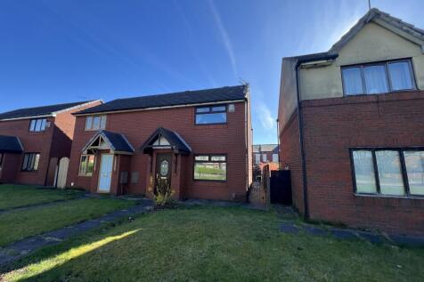 2 bedroom semi-detached house for sale