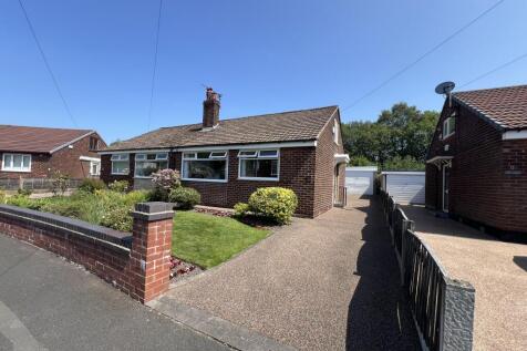 2 bedroom semi-detached bungalow for sale