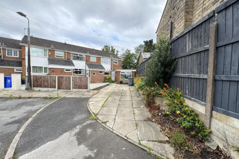 Worths Lane, Denton 3 bed end of terrace house for sale