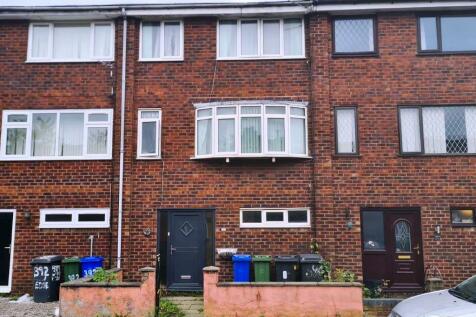 3 bedroom terraced house for sale