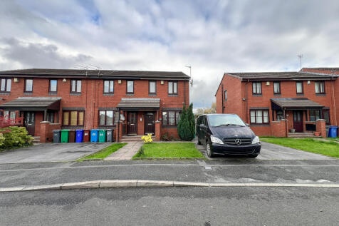 Dob Brook Close, Newton Heath 2 bed terraced house for sale