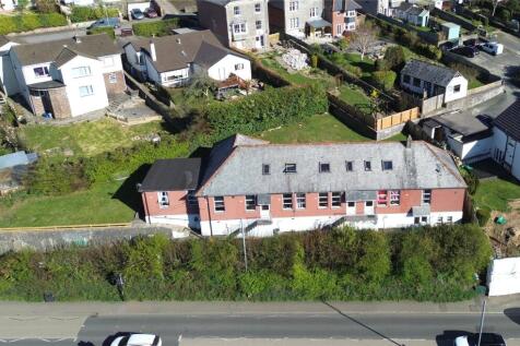 Western Road, Cornwall PL15 9 bed apartment for sale
