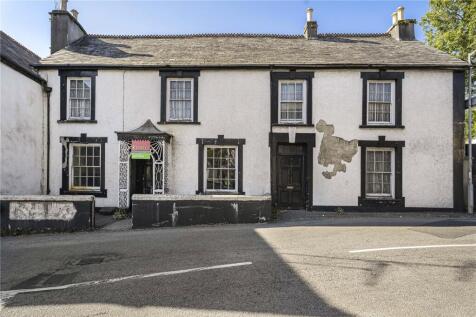 Newport Square, Cornwall PL15 5 bed semi