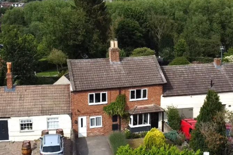 South End, Bedale 3 bed terraced house for sale
