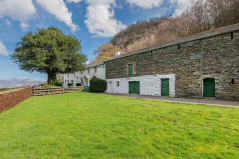 Keswick CA12 5 bed detached house for sale