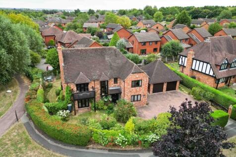 Boulters Lock, Giffard Park, Milton... 4 bed detached house for sale