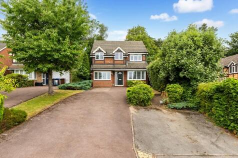 Virginia Water, Surrey 4 bed detached house for sale