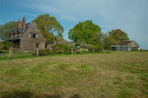 The Stage, Robertsbridge 3 bed equestrian property for sale