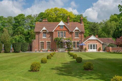 Powdermill Lane, Battle 6 bed detached house for sale