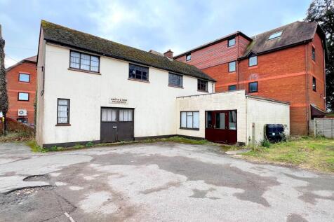 Station Road, New Milton, Hampshire.... Detached house for sale