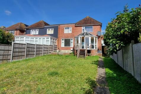 4 bedroom semi-detached house for sale