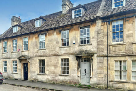 4 bedroom town house for sale