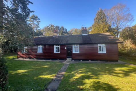 Worlingworth, Nr Framlingham, Suffolk 2 bed detached bungalow for sale