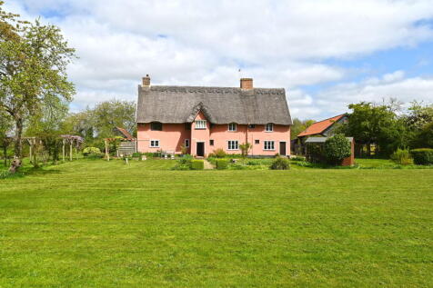 Stonham Aspal, Nr Stowmarket, Suffolk 5 bed detached house for sale
