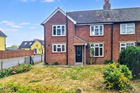 Grundisburgh Road, Woodbridge, Suffolk 3 bed semi
