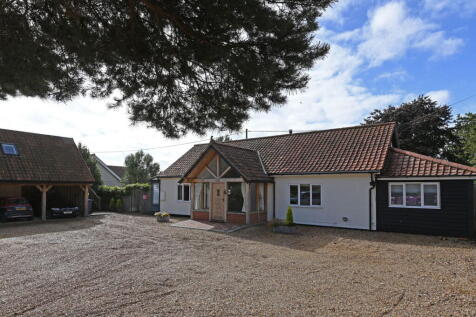 Hollesley, Near Woodbridge, Suffolk 4 bed detached house for sale