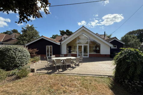 Hollesley, Near Woodbridge, Suffolk 5 bed detached house for sale