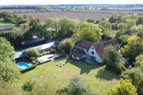 Laxfield, Nr Framlingham, Suffolk 8 bed country house for sale
