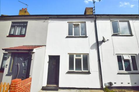 High Street, Rainham, Rainham... 2 bed terraced house for sale