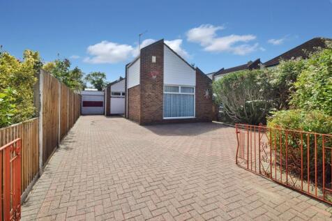 Henry Street, Rainham, Gillingham, ME8 3 bed bungalow for sale