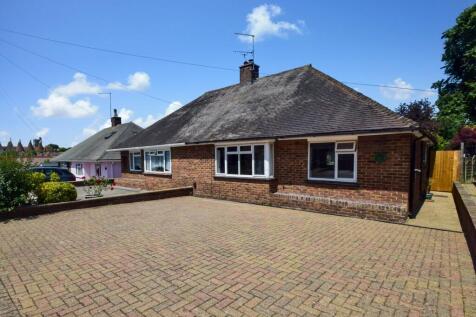 2 bedroom semi-detached bungalow for sale