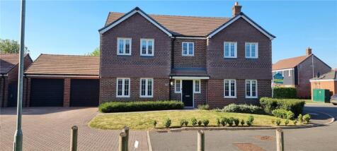 5 bedroom detached house for sale