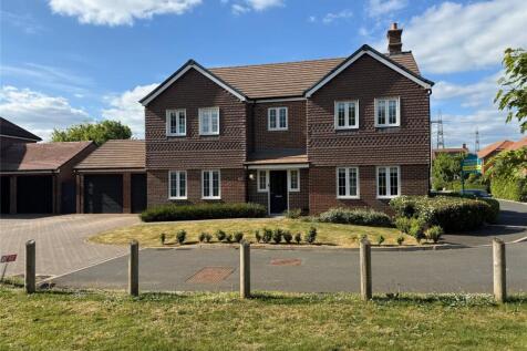 Wyndham Drive, Bramley, Tadley... 5 bed detached house for sale