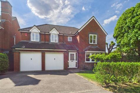 Farriers Close, Bramley, Tadley... 5 bed detached house for sale