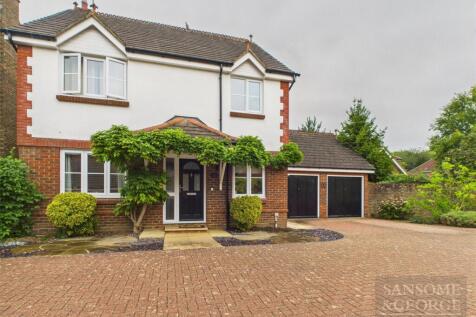 Strawberry Fields, Bramley, Tadley... 4 bed detached house for sale