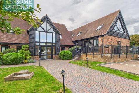 Minchens Lane, Bramley, Tadley... 2 bed apartment for sale