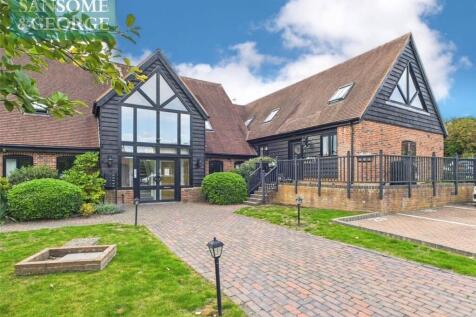 Minchens Lane, Bramley, Tadley... 2 bed apartment for sale