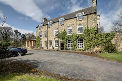 6 bedroom detached house for sale