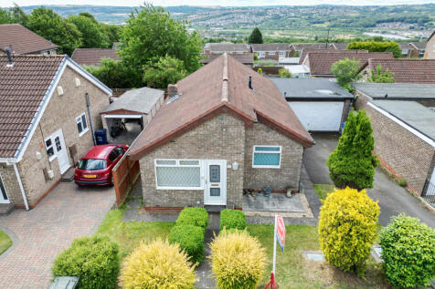 7 Aldeburgh Avenue, Newcastle upon... 3 bed detached bungalow for sale
