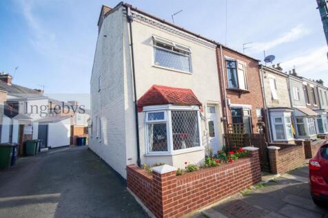 2 bedroom end of terrace house for sale