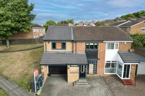16 Burnham Avenue, Newcastle upon... 4 bed semi
